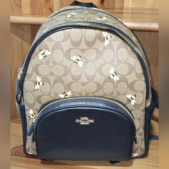 Coach backpack purse and matching wallet Coach Beige Lilac Court Backpack & Matching Zip Around  main image 4